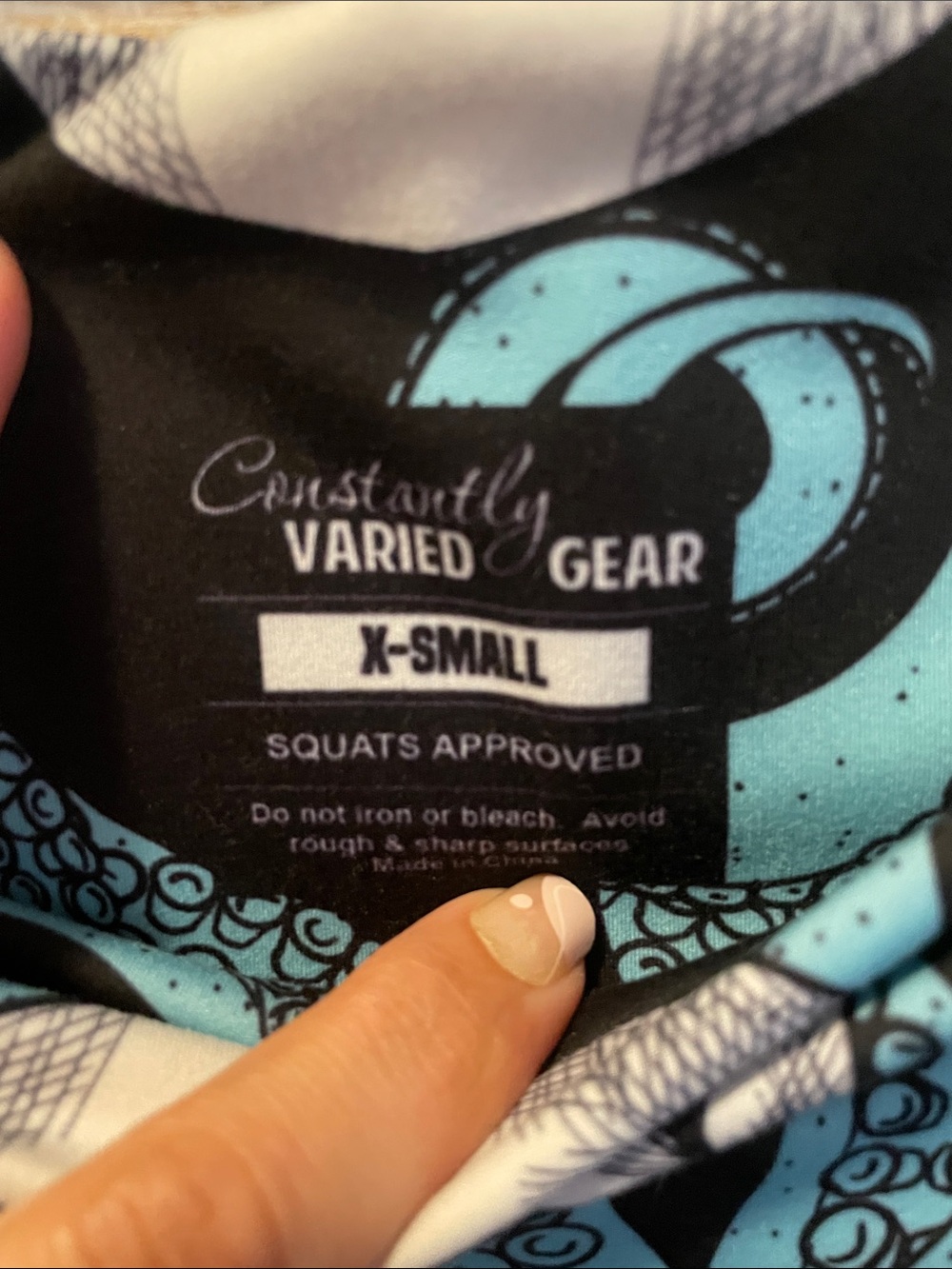 Constantly Varied Gear (CVG) Kraken Skull Leggings Shorts Size XS - Picture 3 of 3